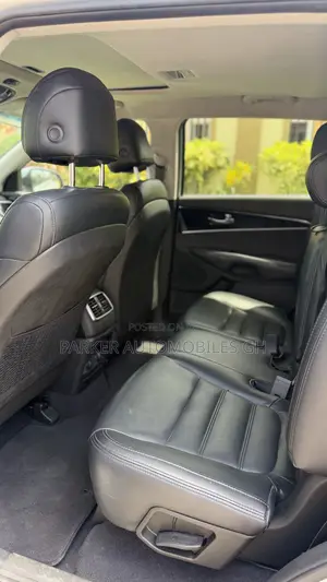 Kia Sorento 2018 Silver