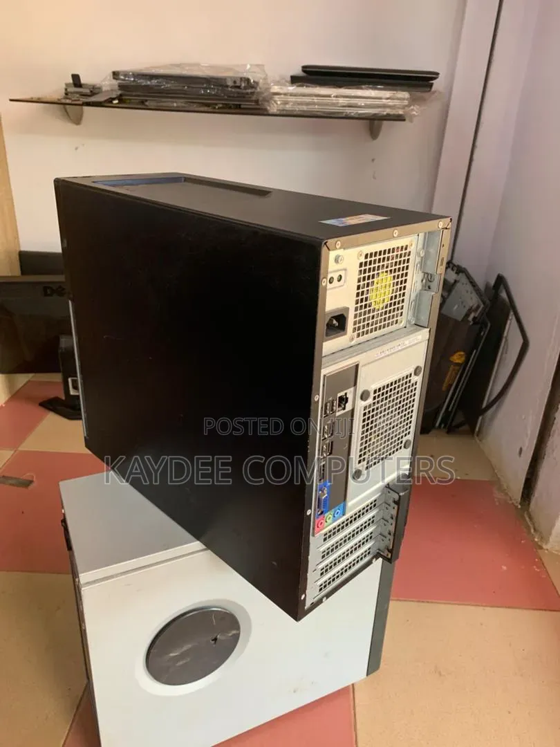 Desktop Computer Dell OptiPlex 3010 8GB Intel Core i5 HDD 500GB