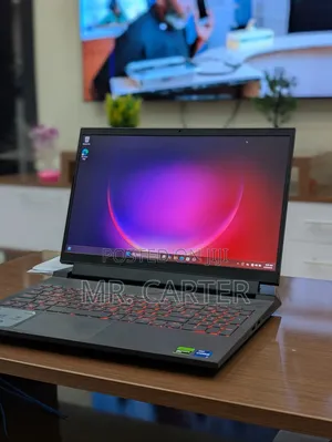 New Laptop Dell G15 5535 16GB Intel Core i7 SSD 1T