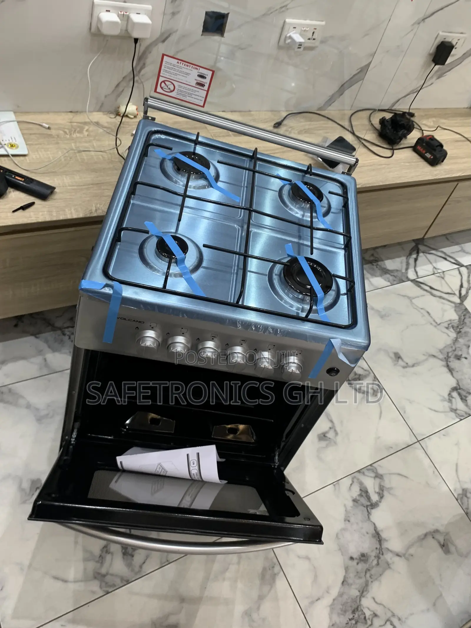 Zealous New Volcano 50×50 Gas Cooker 4 Burners, Oven Grill | Silver