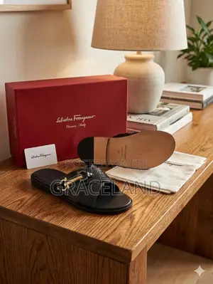 This Is Original Pure Real Leather Men Sandals Slipper Available Stock