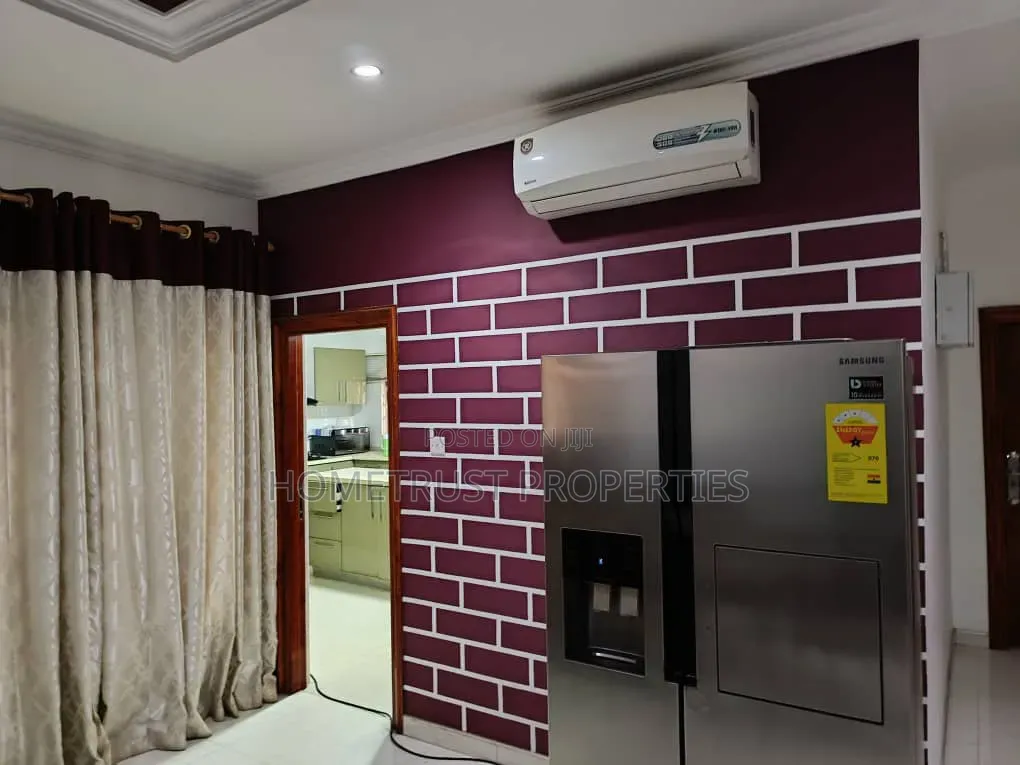 5bdrm Duplex in Amasaman Pobiman for sale