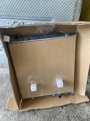 Toyota Land Cruiser Prado 2006 2007 2008 2009 2010 Radiator Tank