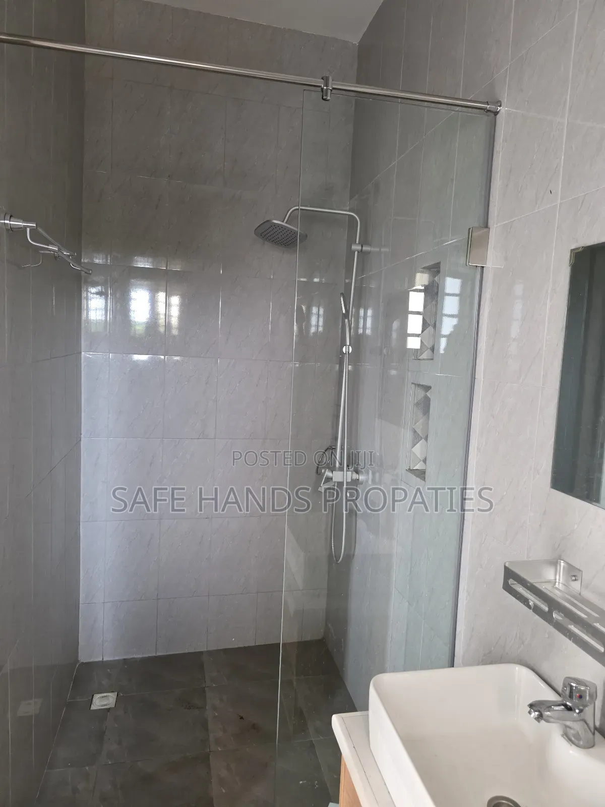 2bdrm Apartment in Accra Metropolitan for rent