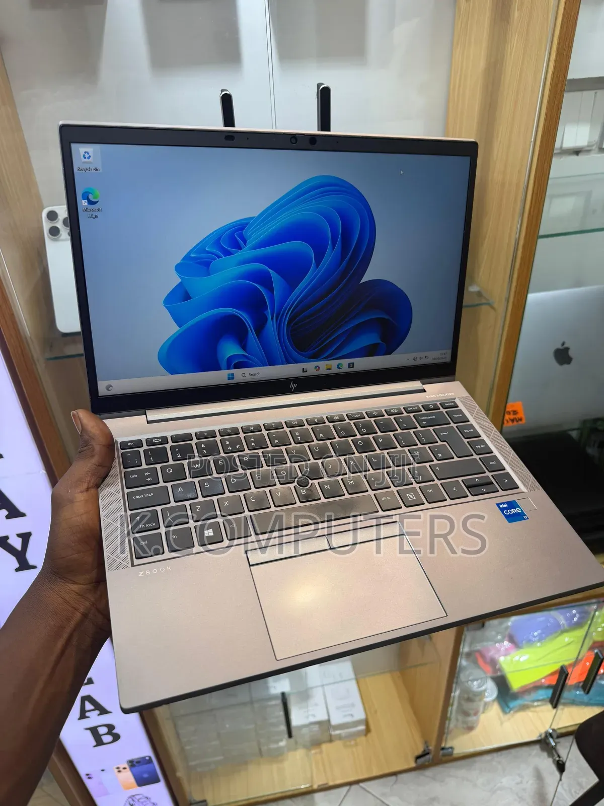 Laptop HP ZBook Firefly G8 16GB Intel Core i7 SSD 256GB