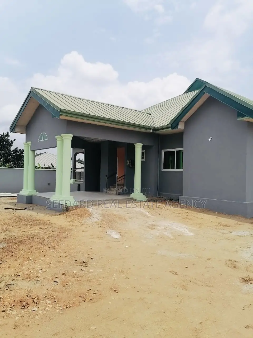 4bdrm House in Sefdard Properties, Pokuase for sale