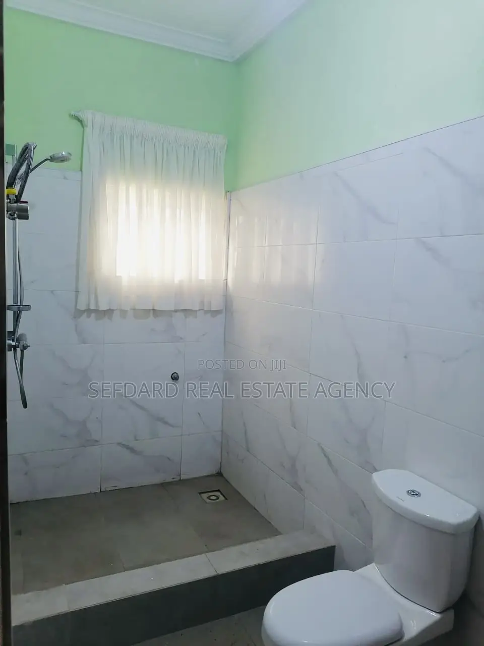 4bdrm House in Sefdard Properties, Pokuase for sale