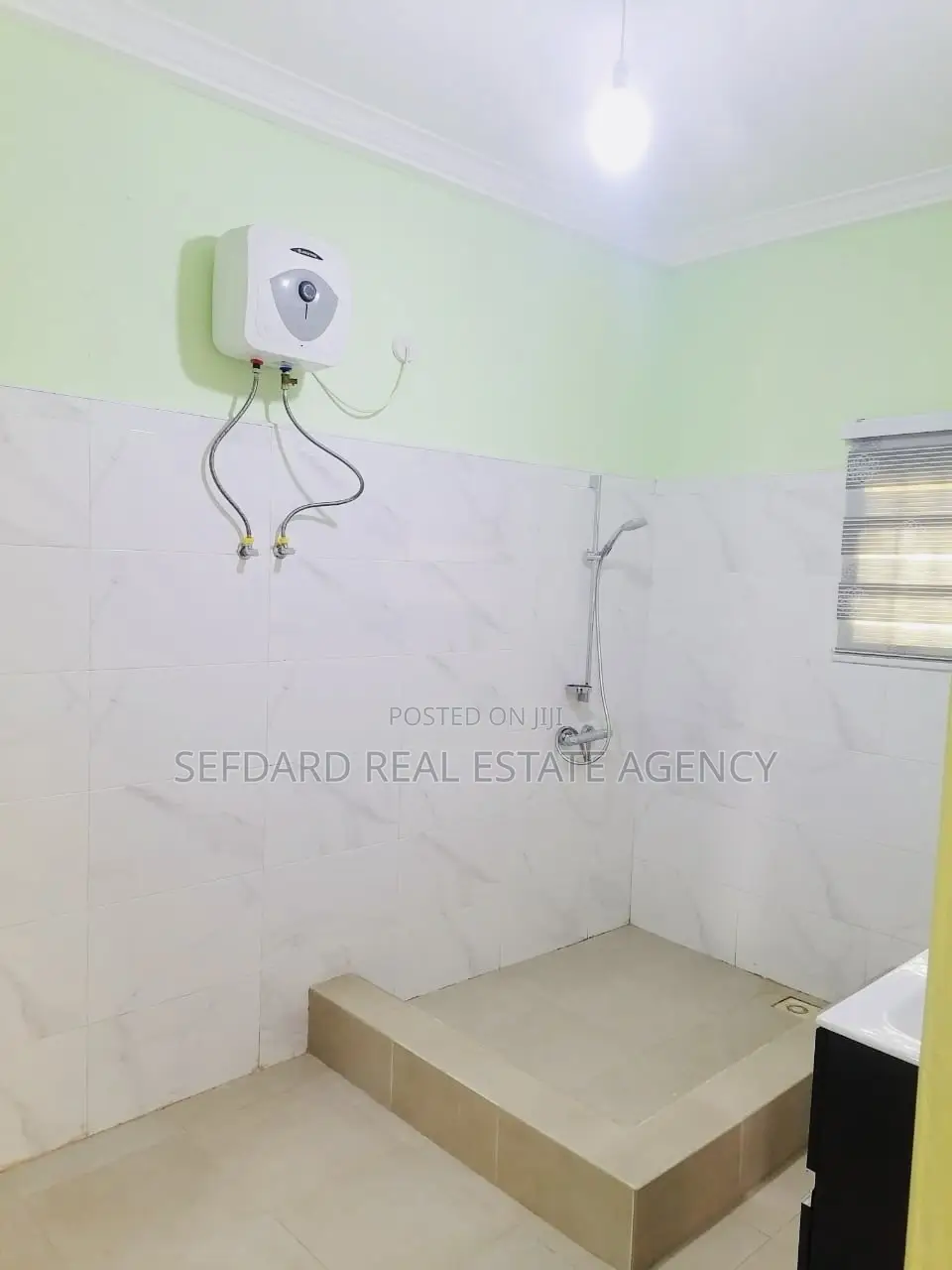 4bdrm House in Sefdard Properties, Pokuase for sale