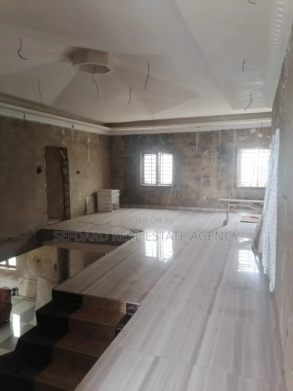 5bdrm Duplex in Sefdard Properties, Amasaman for sale