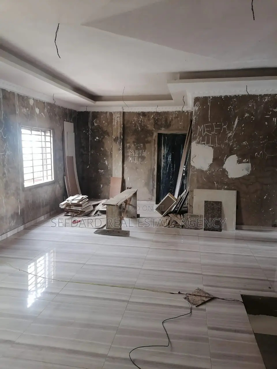 5bdrm Duplex in Sefdard Properties, Amasaman for sale