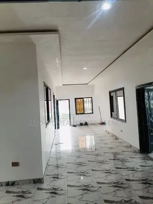 6bdrm Mansion in Sefdard Properties, Amasaman for sale