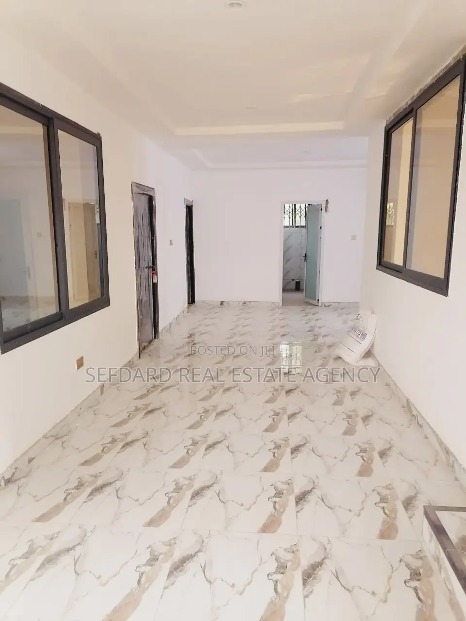 6bdrm Mansion in Sefdard Properties, Amasaman for sale