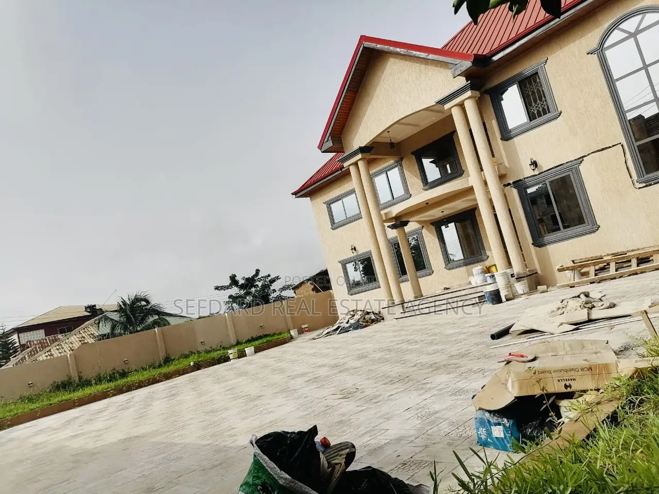 6bdrm Mansion in Sefdard Properties, Amasaman for sale