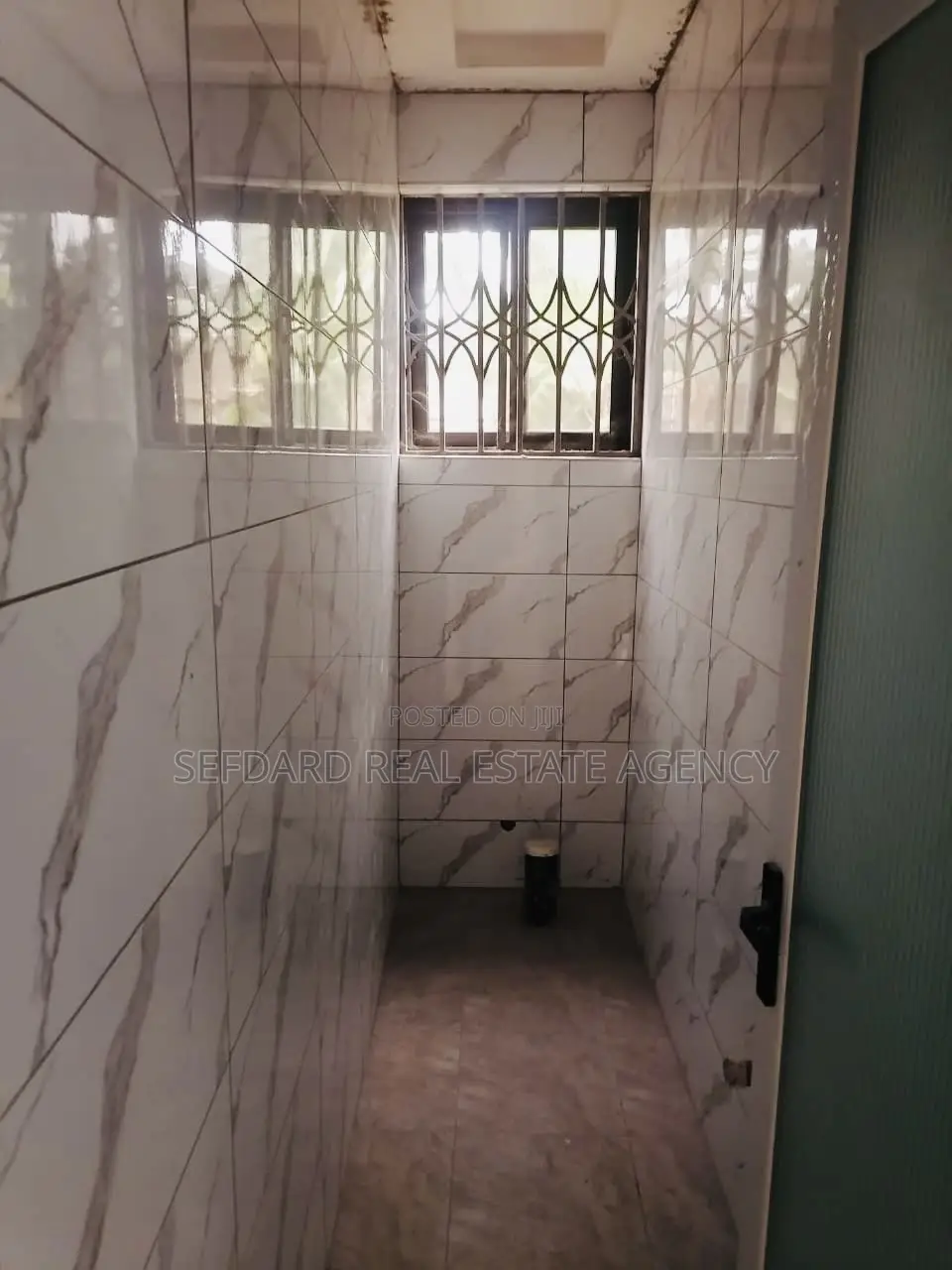 6bdrm Mansion in Sefdard Properties, Amasaman for sale