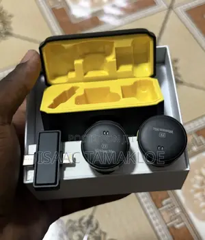 Magnetic Wireless Microphones