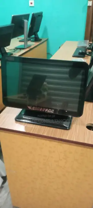 Pos Computer I3 Esc 128gb+8gb SSD Touchscreen