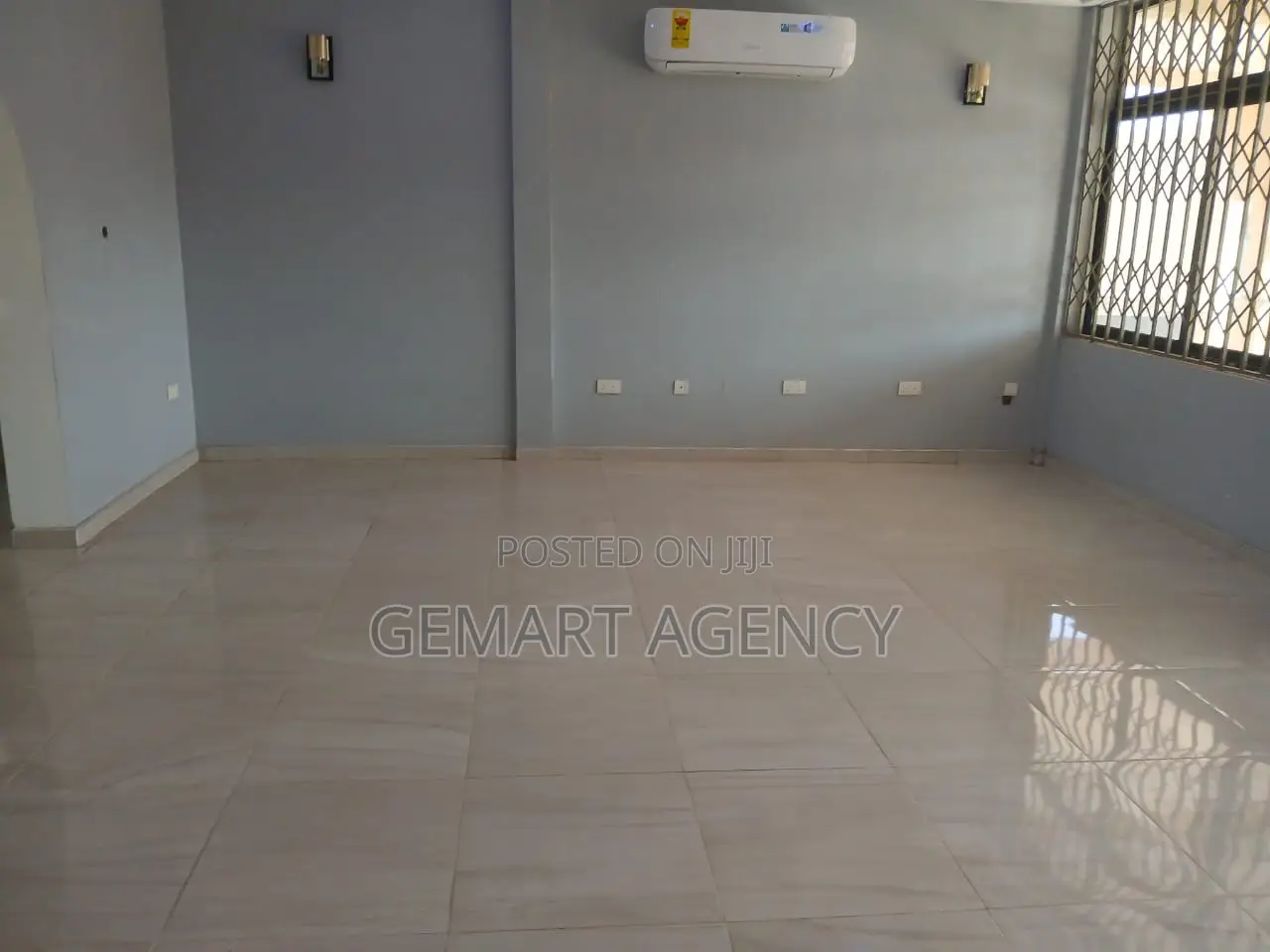 6bdrm Apartment in Tema Community 22 🏡 for rent