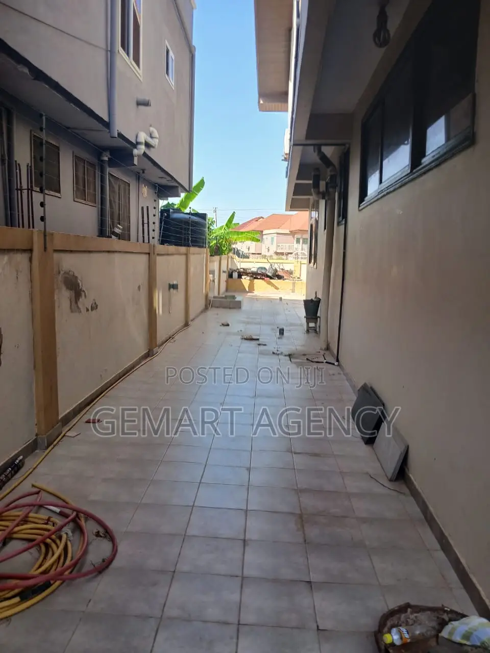 6bdrm Apartment in Tema Community 22 🏡 for rent