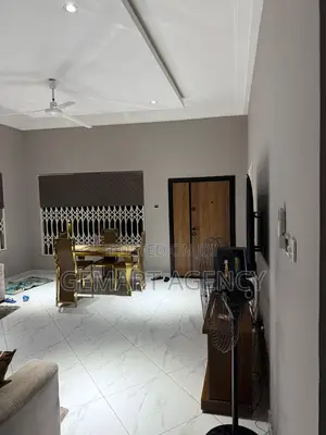 3bdrm House in Taifa Burkina (Mr. for sale
