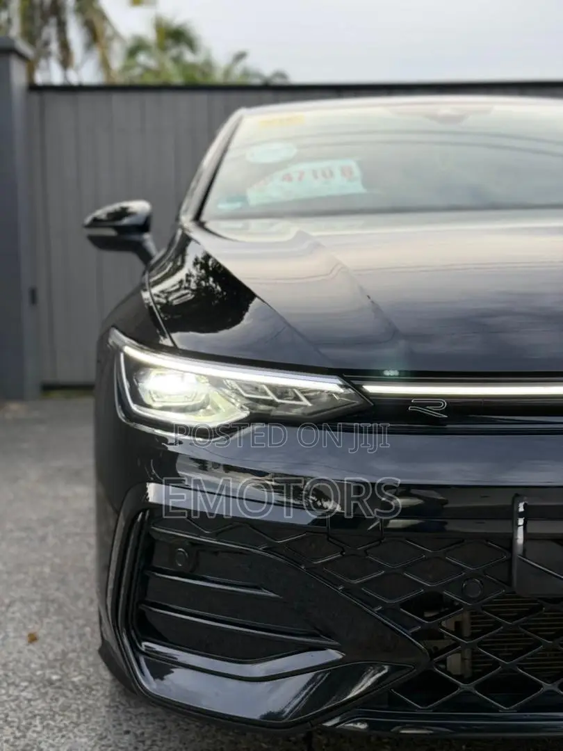 Volkswagen Golf 2025 Black