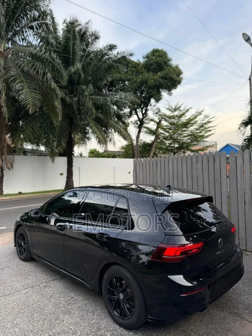 Volkswagen Golf 2025 Black