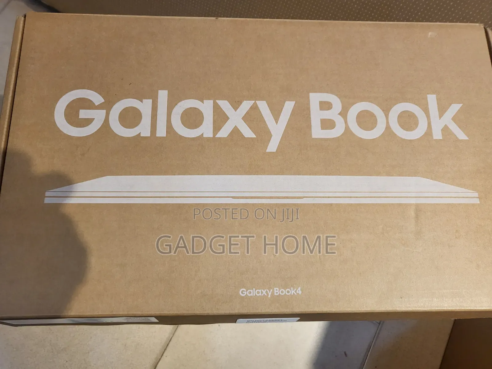 New Laptop Samsung Galaxy Book4 8GB Intel Core i5 SSD 512GB