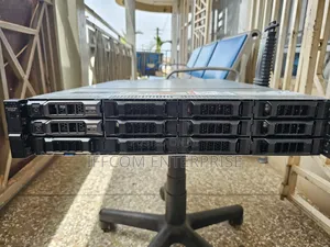 Server Dell PowerEdge R730 32GB Intel Xeon HDD 2T