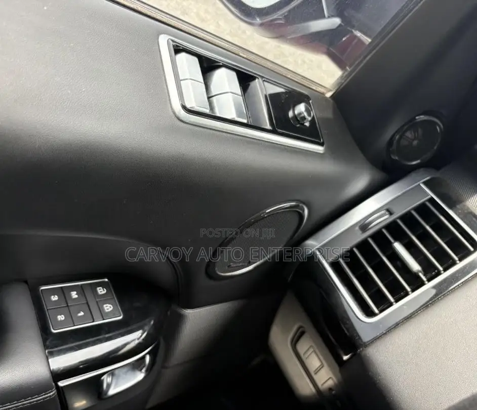 Land Rover Range Rover Sport 2021 Red