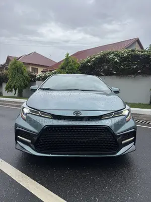 Toyota Corolla SE 2020 Green