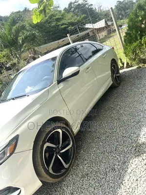 Honda Accord 2018 White