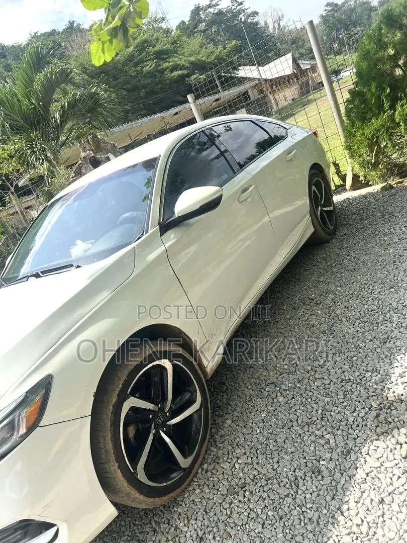 Honda Accord 2018 White