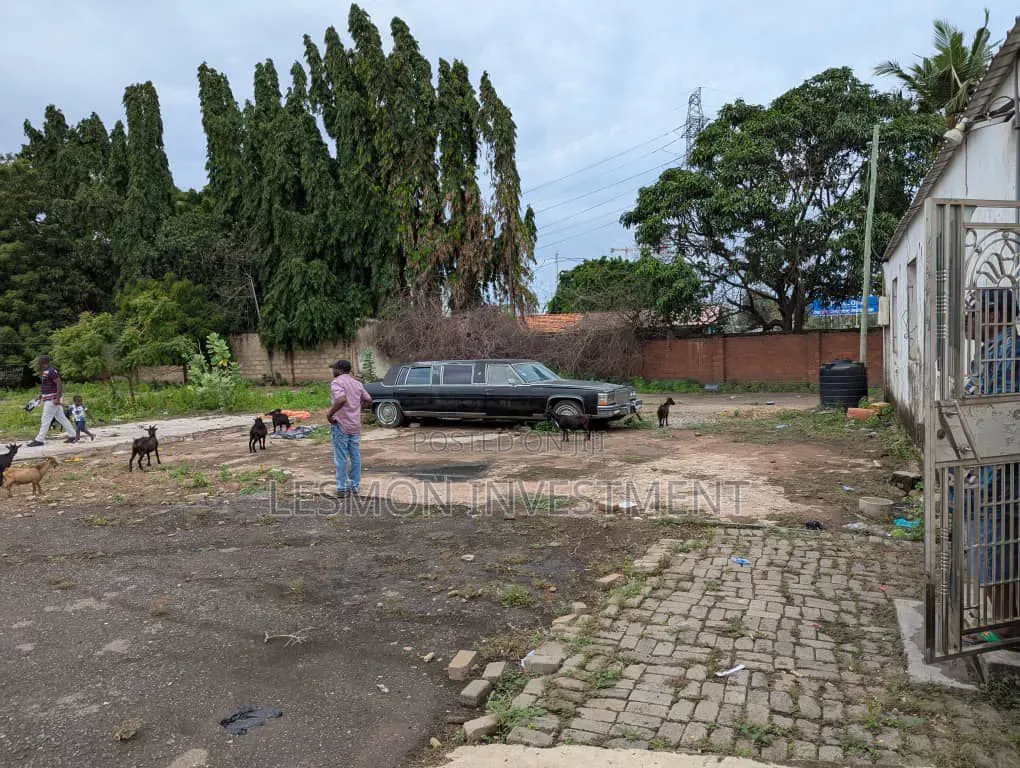 2,15 Acres of Roadside Land at Dzorwulu for Sale