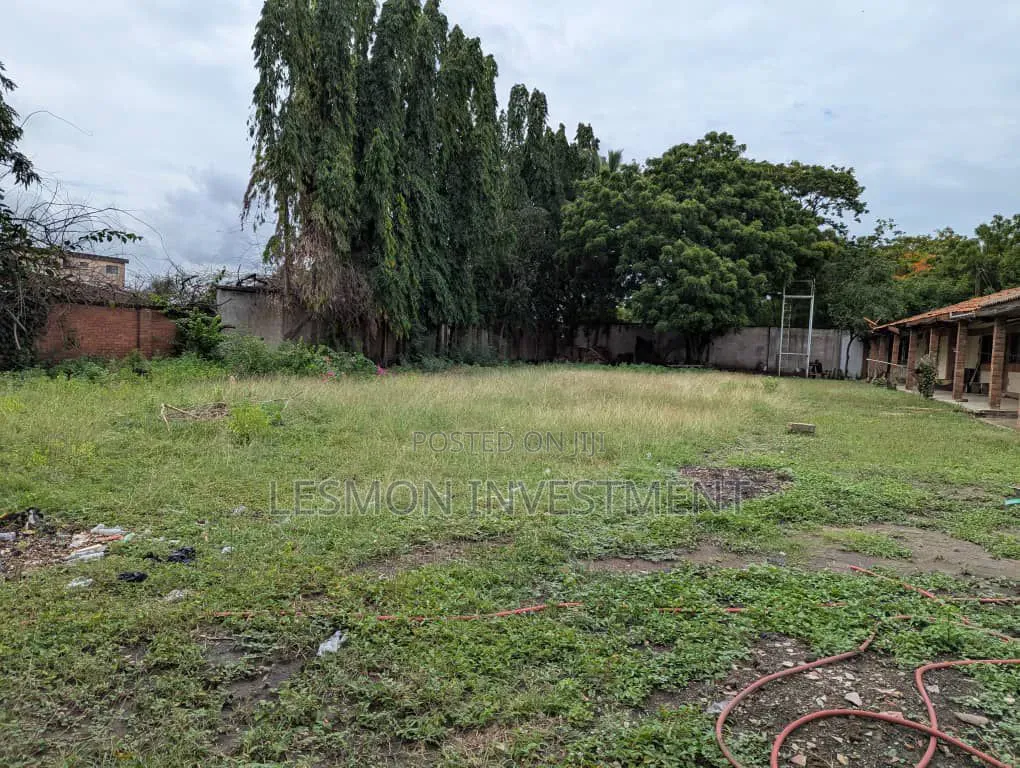 2,15 Acres of Roadside Land at Dzorwulu for Sale