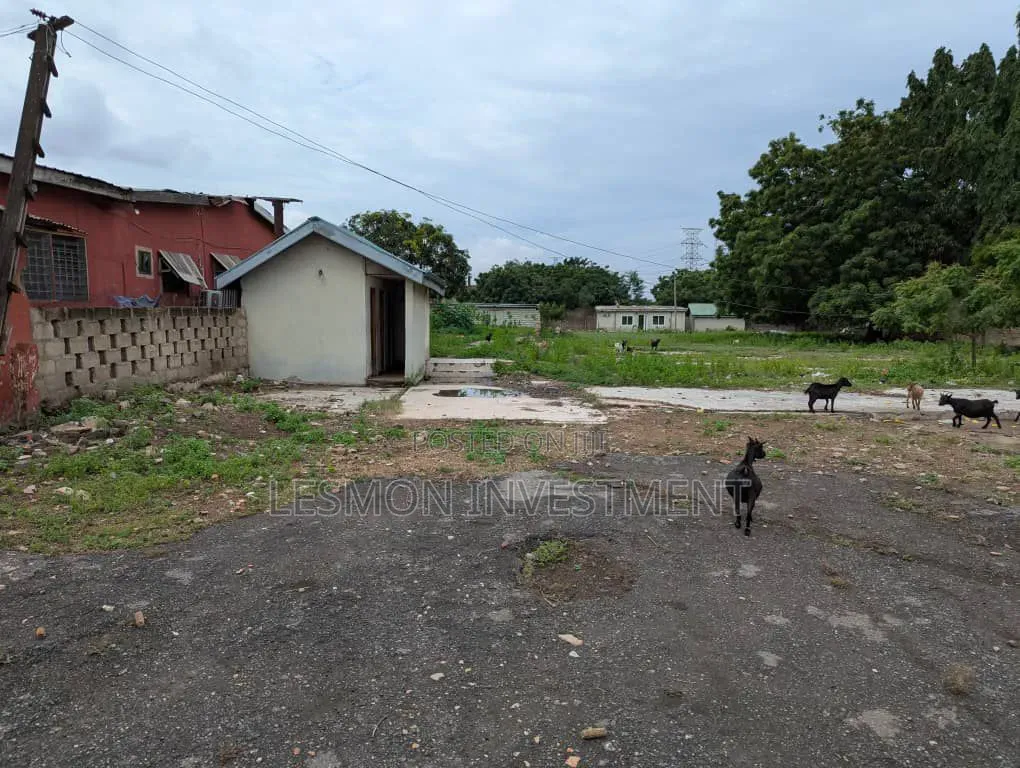 2,15 Acres of Roadside Land at Dzorwulu for Sale