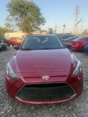 Toyota Yaris LE Sedan 4dr 2019 Red