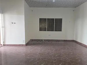 2bdrm Apartment in Ipt Denchembuosu, Kumasi Metropolitan for rent