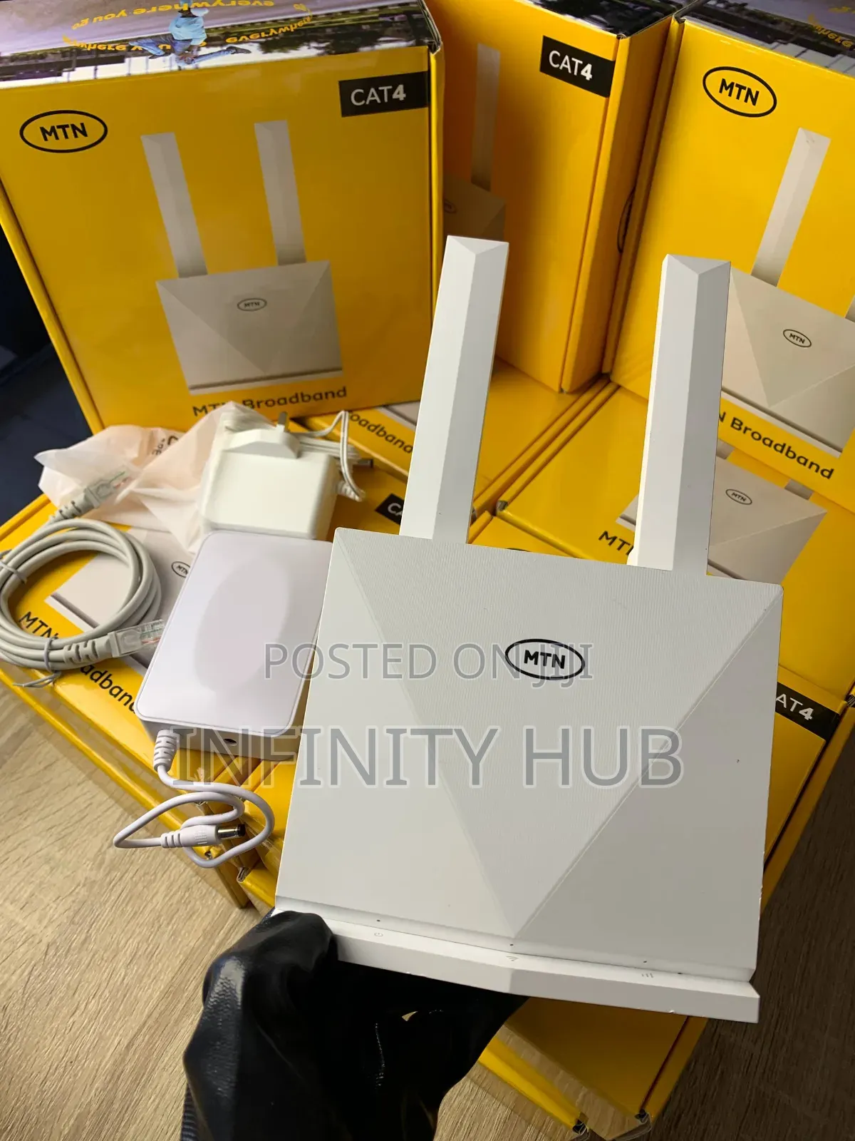  Universal Router