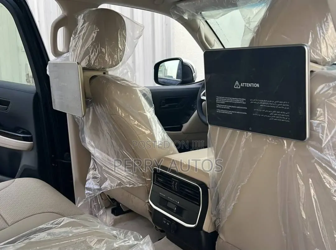 New Toyota Land Cruiser LC300 2024 Black