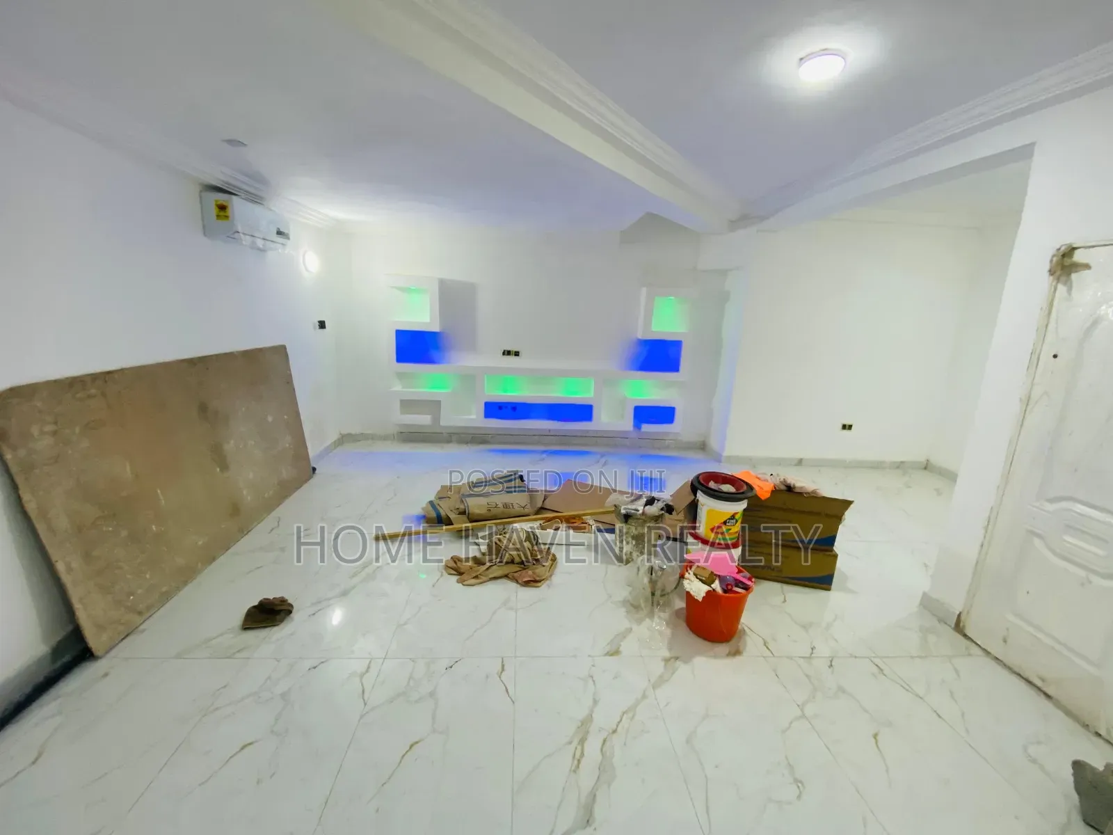 2bdrm Apartment in Westland, Presby Church Area for rent