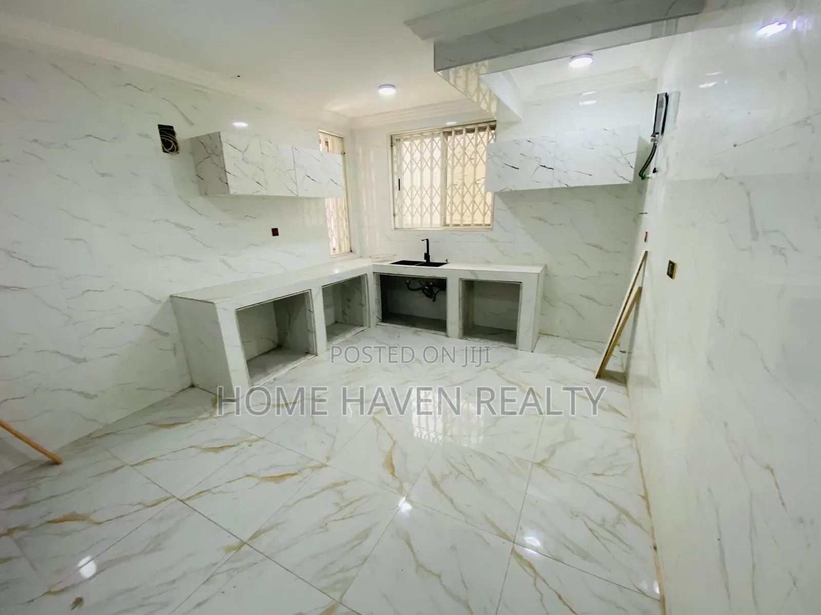 2bdrm Apartment in Westland, Presby Church Area for rent