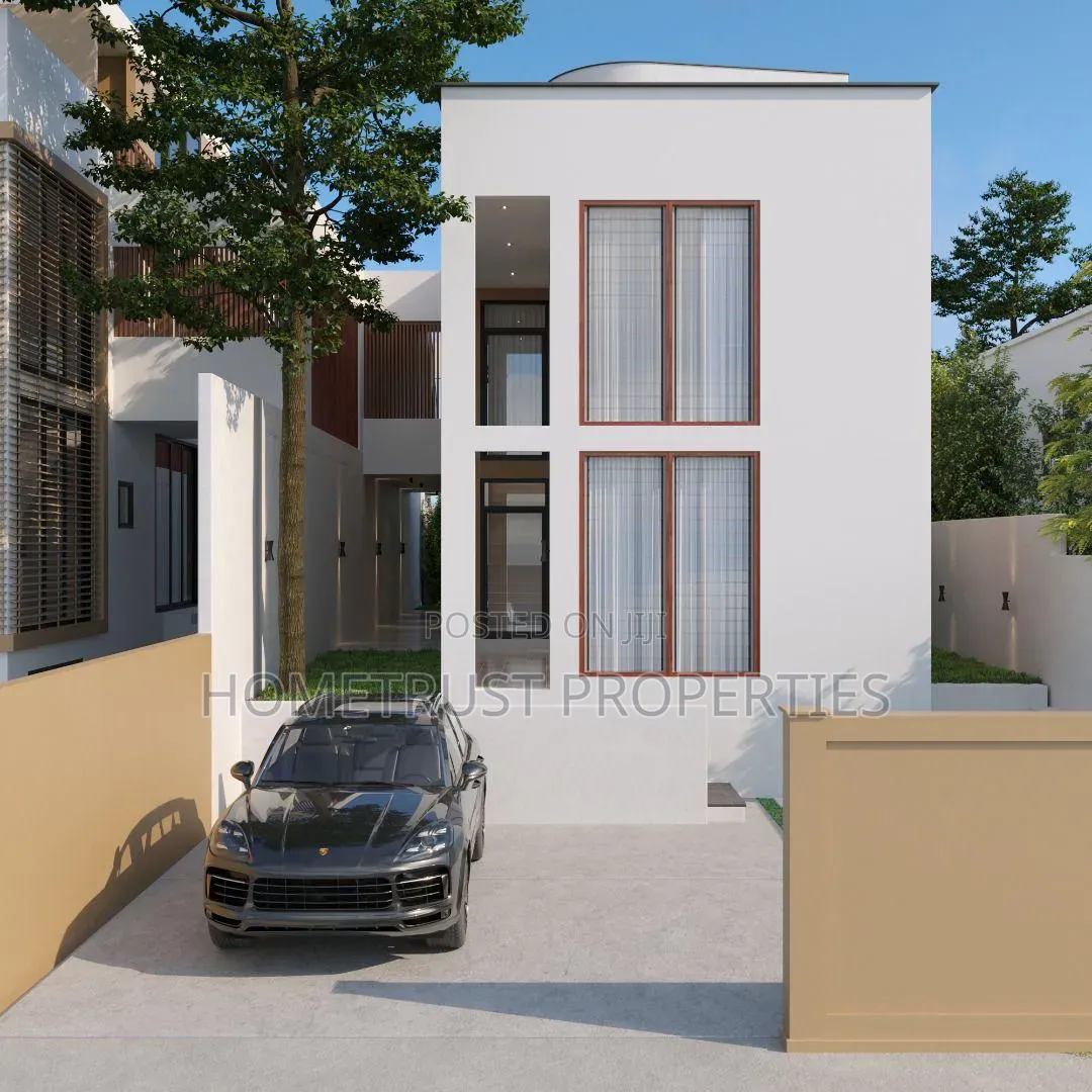 4bdrm Duplex in East Airport for sale