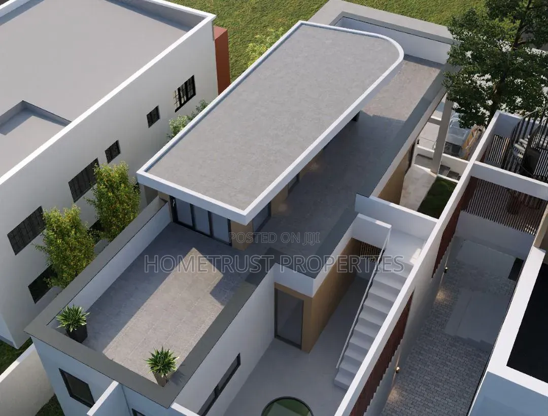 4bdrm Duplex in East Airport for sale