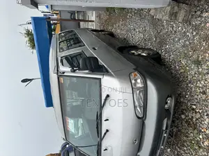 Hyundai H-100 2004 Grey