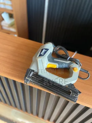 Titan 25mm Electric Nail Gun Stapler – Uk Used