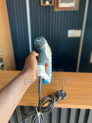 Electric Staple Gun / Nailer – Uk Used