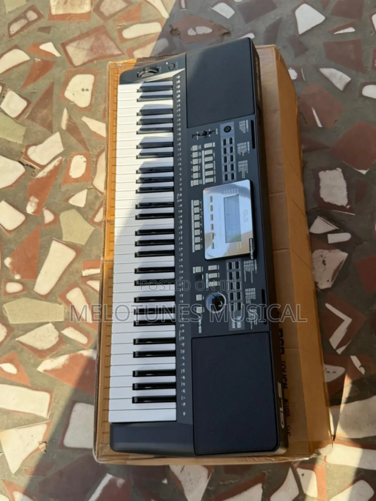 GLS PSR-500 61-Key Portable Keyboard