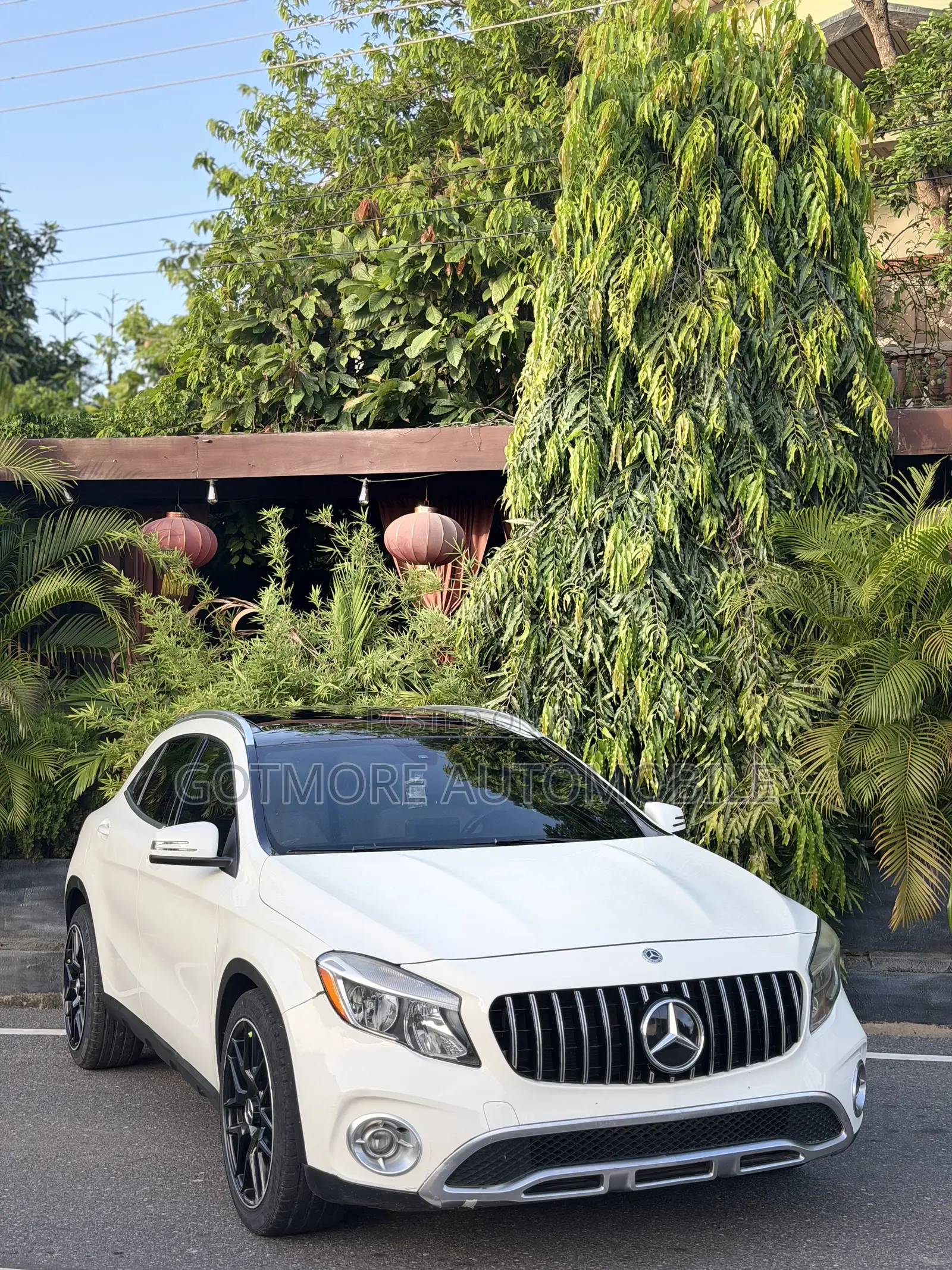 Mercedes-Benz GLA 250 2018 White
