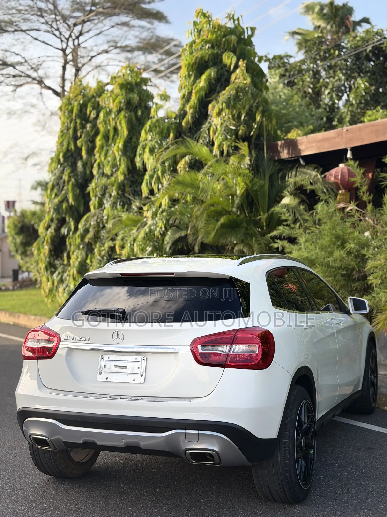 Mercedes-Benz GLA 250 2018 White