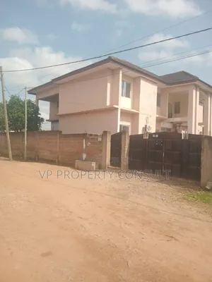 6bdrm House in Bawaleshie for sale