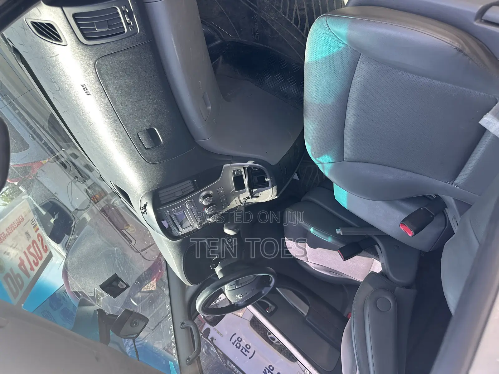 Hyundai Starex 2015 Grey